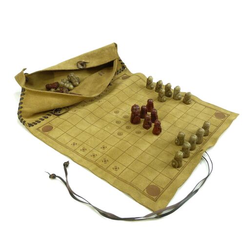 HNEFATAFL 11