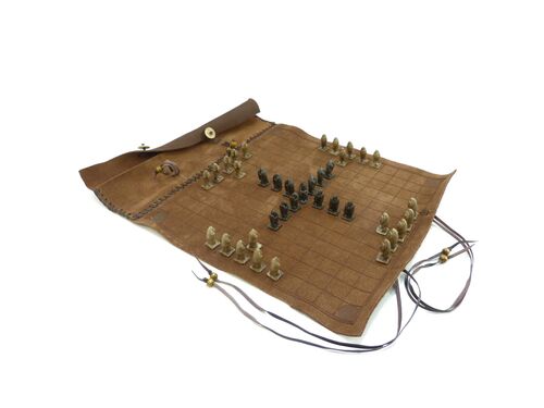 HNEFATAFL 13